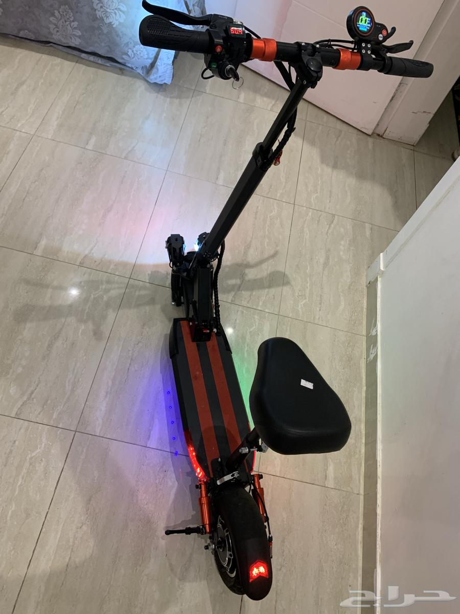 Monster Scooter64387438927233112