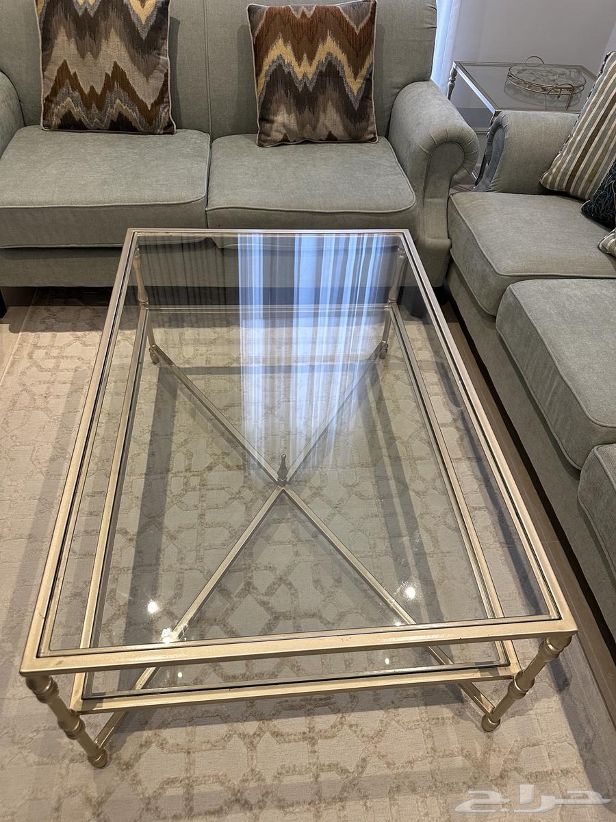 للبيع طاولة قهوه أنيقه64385523446145111