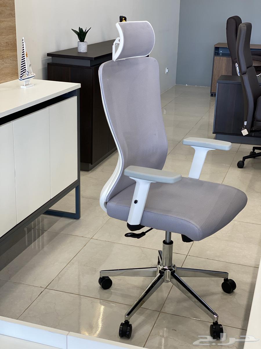 كرسي مكتبي مميز كراسي باسعار مناسبة64381823170561110