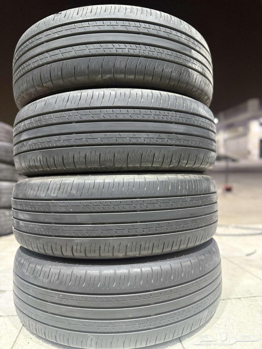 225 65 17 كفرات دنلوب ياباني افور مستخدمة شبة جديد 2464521354540289113