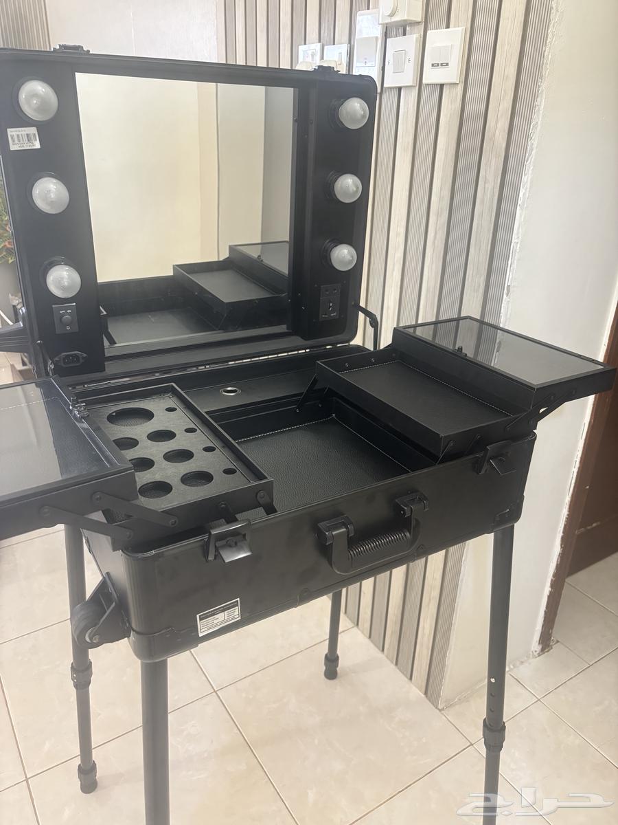 حقيبة مكياج64381425103617111