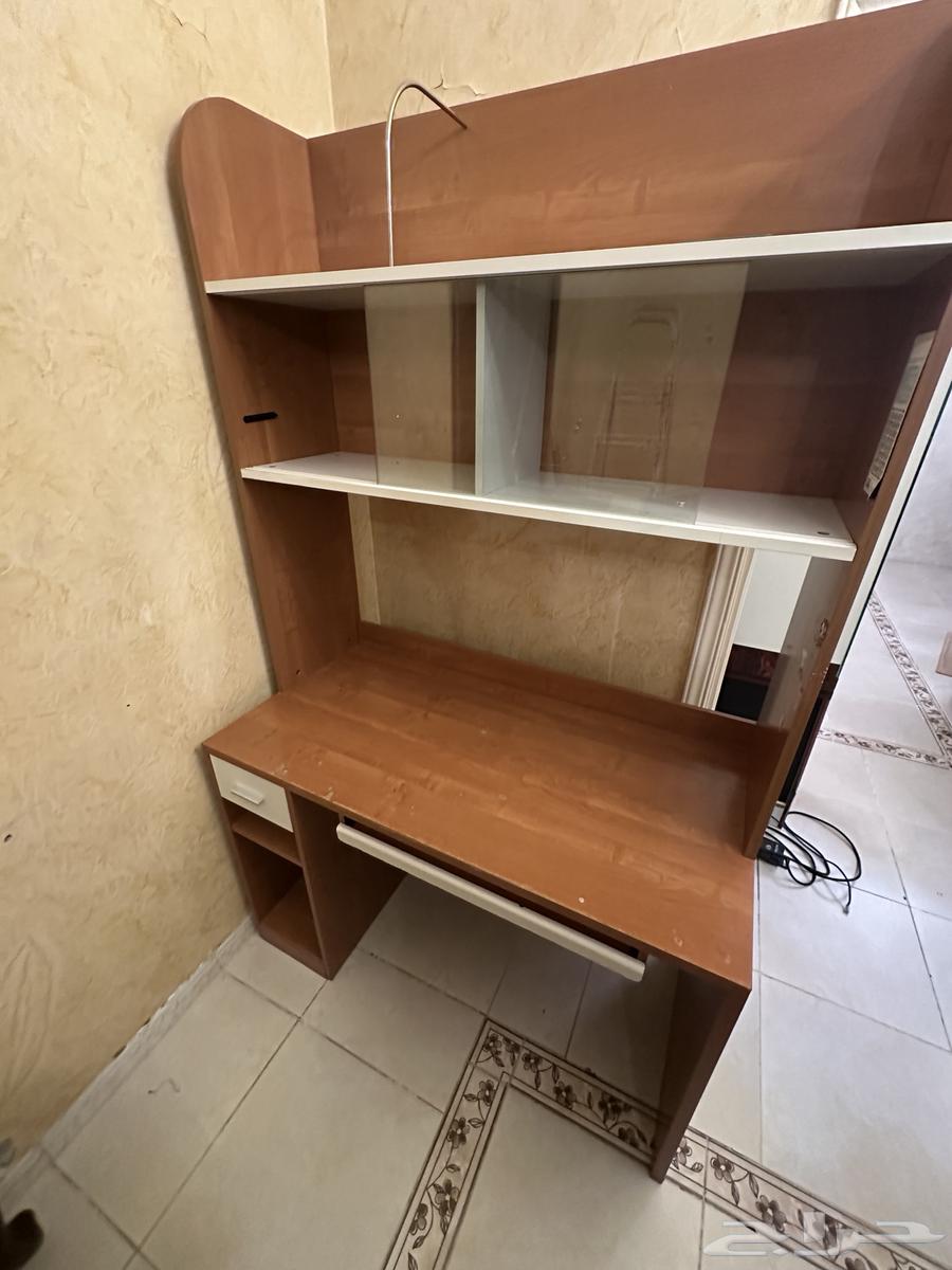 مكتب للبيع بسعر رمزي64388245659779112