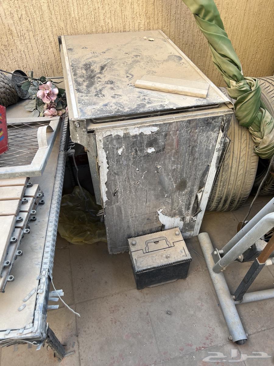 للبيع مكيفين وثلاجه نادك وجهاز سير وابوتكا وفرن64379991430785112