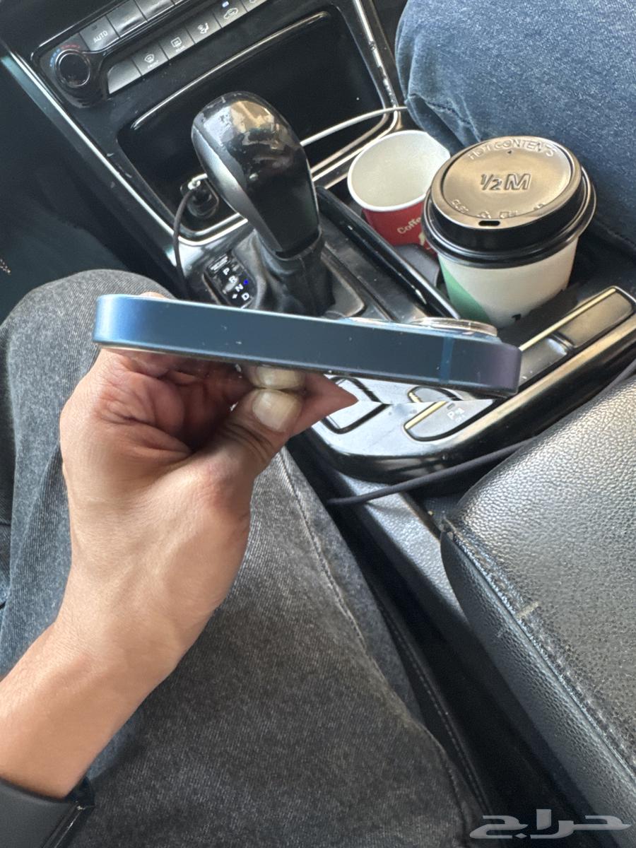 للبيع ايفون 13 العادي 256 قيقه على الشرط64380737555969113