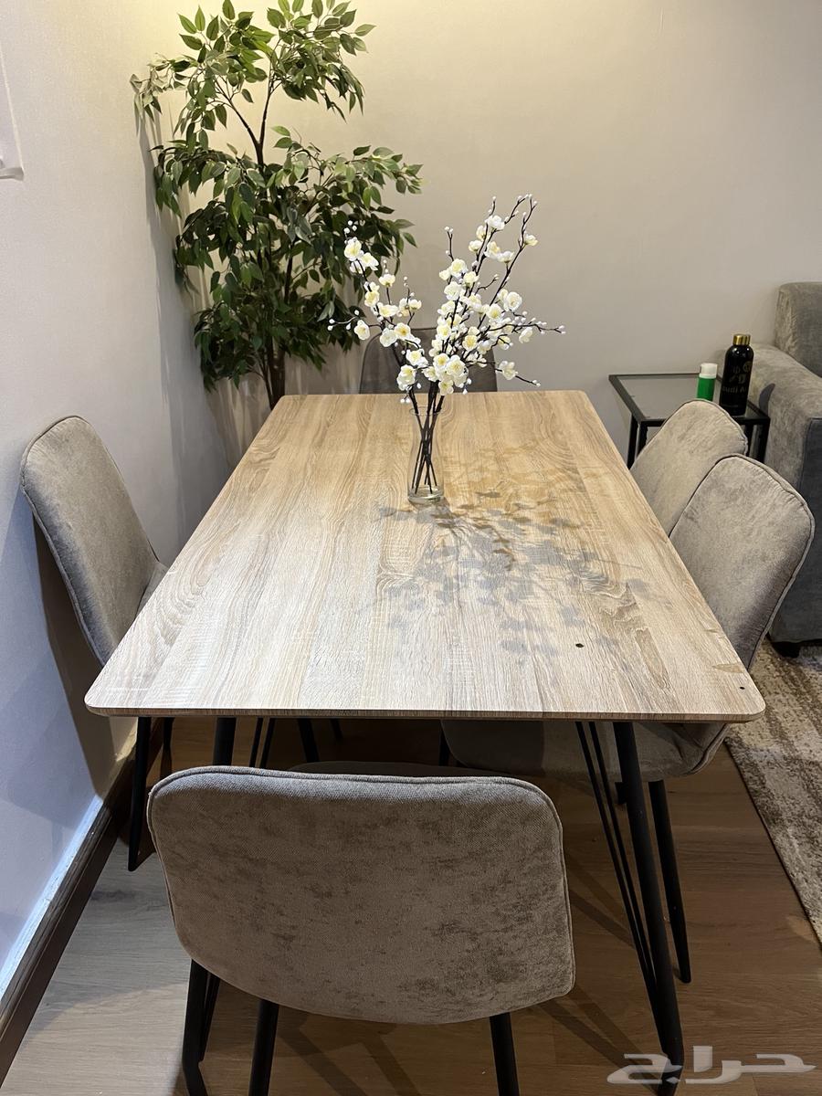 طاوله طعام خشب64391577704578110