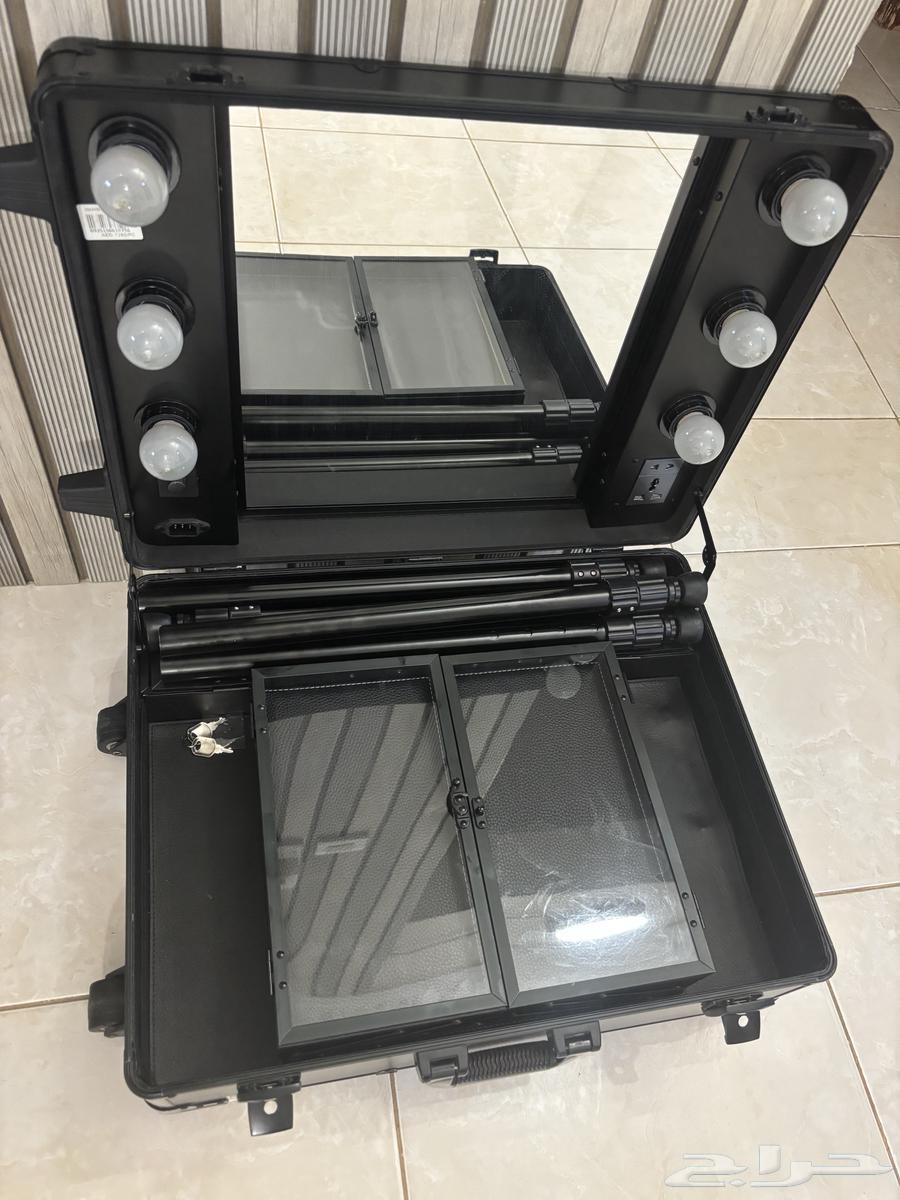 حقيبة مكياج64381425103617112