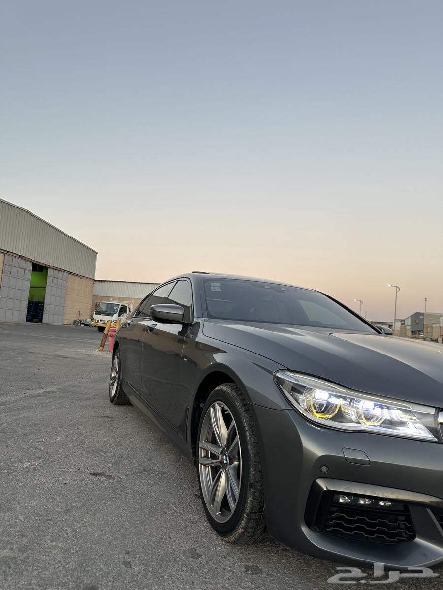 بي ام موديل 2016 فل كامل سقف نجوم 750 كتM64537546503043110