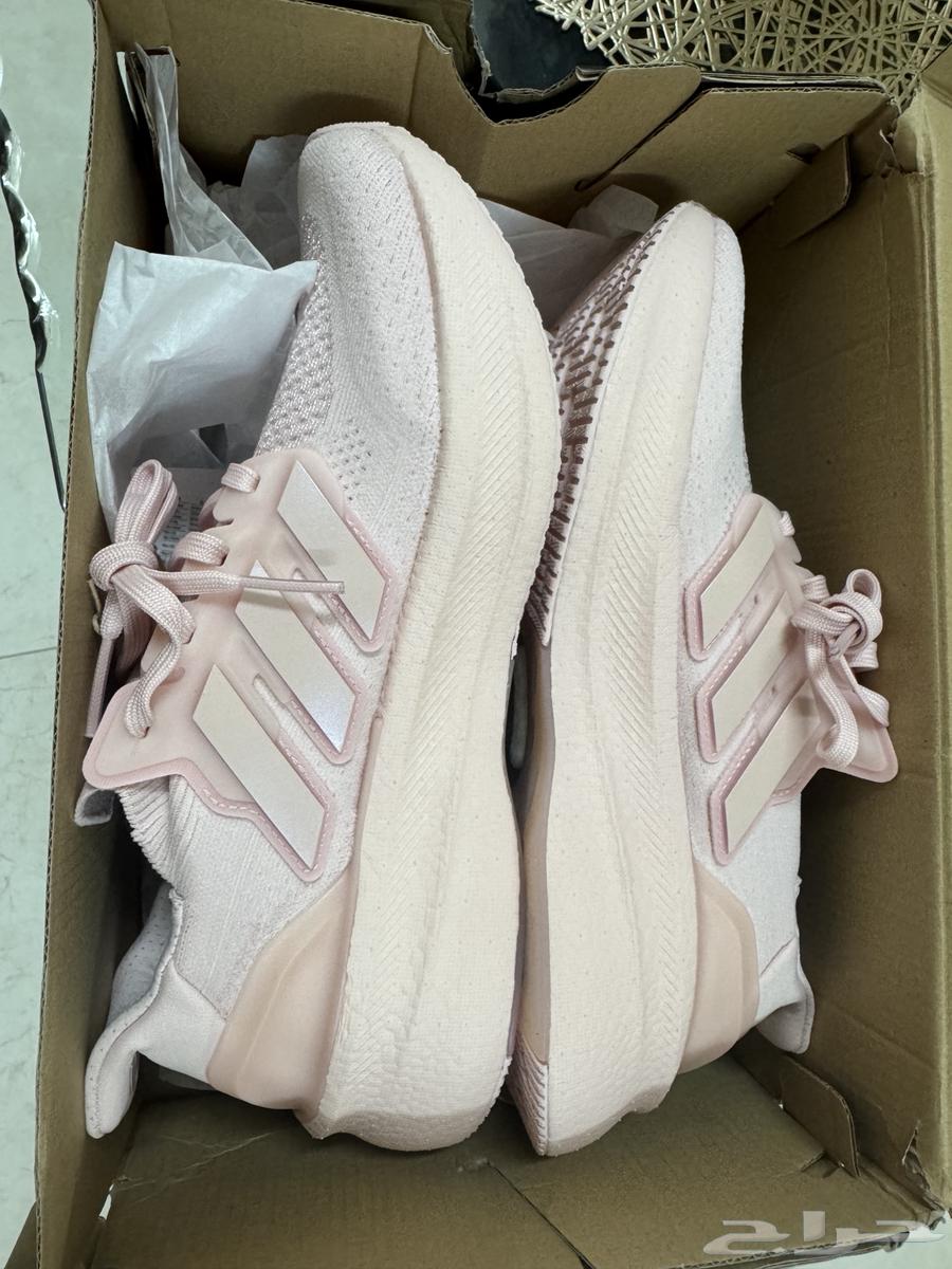 ultra boost5 اديداس نسائي وردي والترا رن رجاليالترابوست64384409989507114
