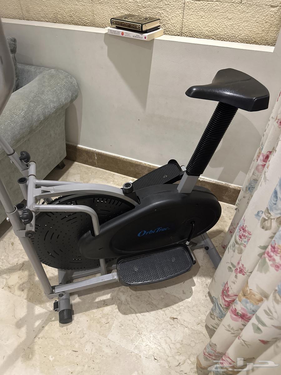 Exercise machine64390499390466111
