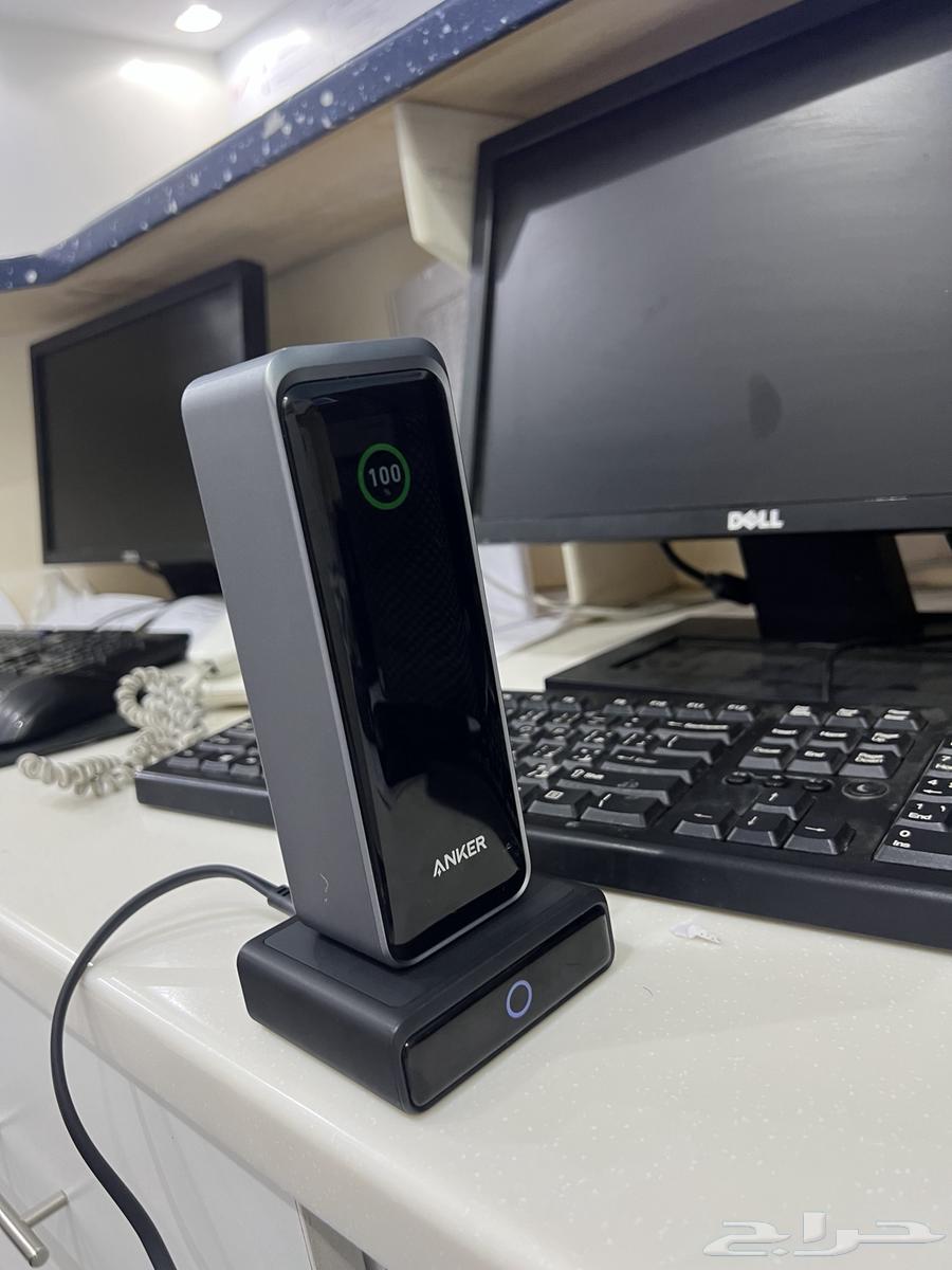 شاحن متنقل انكير64385789846786110