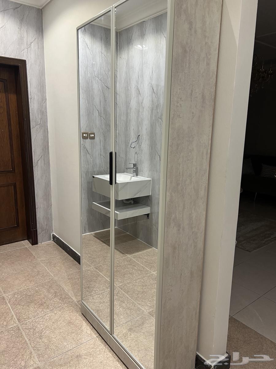 خزانة عباءة جديدة64397742006531113