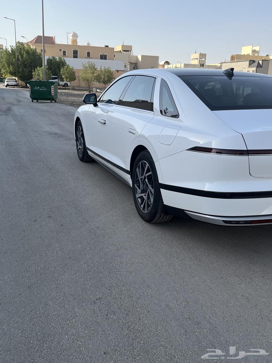 Azera Classic 2024, Used, Extremely Clean64530968506498114