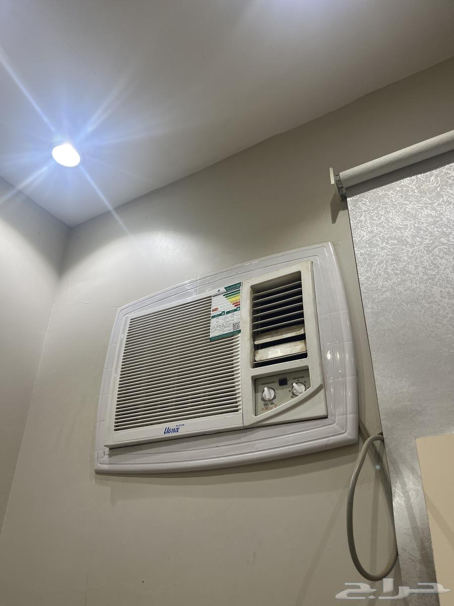 تبوك مكيف شبه جديد ع سوم 3مكيفات64377666825090112