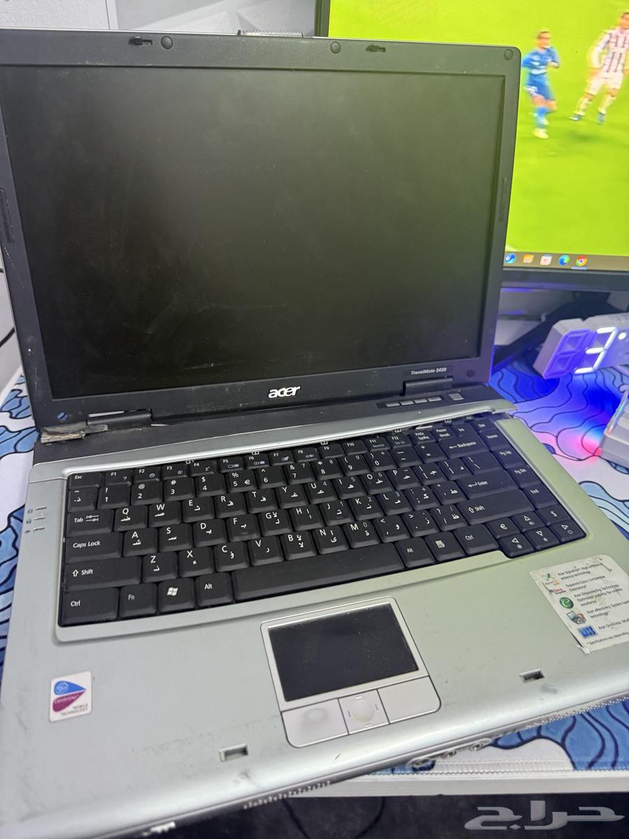 لابتوب على الشرط64383677418627111