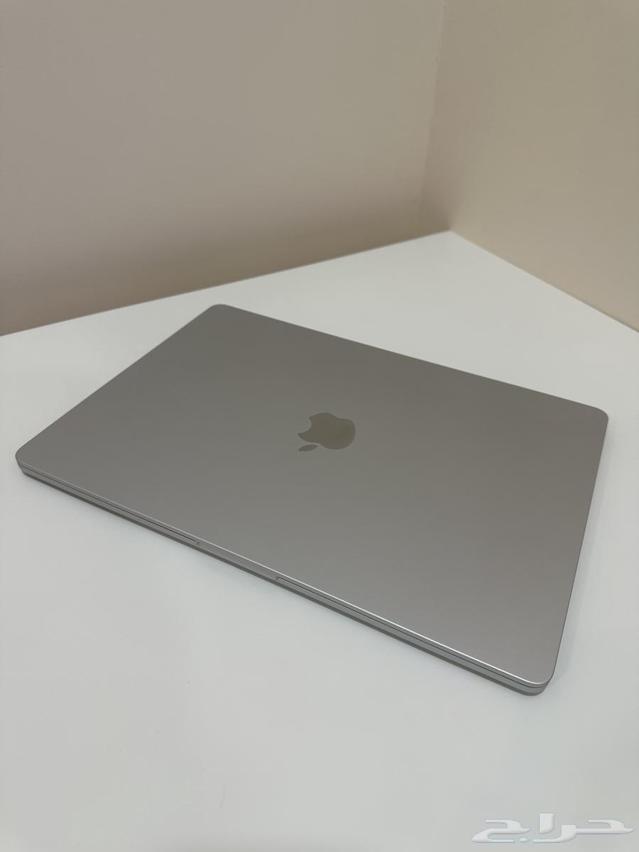 ماك بوك اير 2024 استخدام نظيف M3   15 inch  512 GB64382610923011110