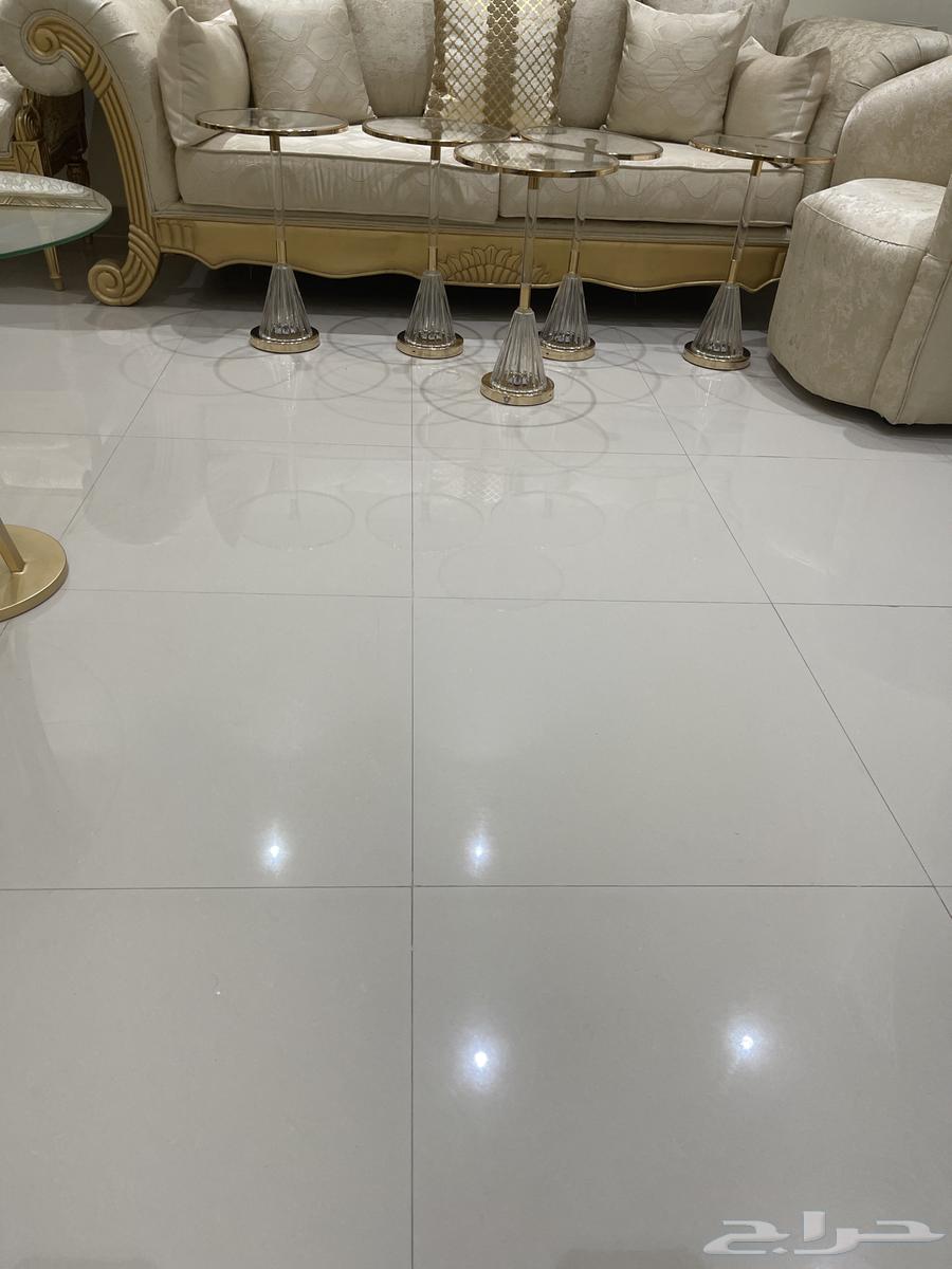 Five service tables, each table for 50 riyals, total 250 riyals64387481373186110