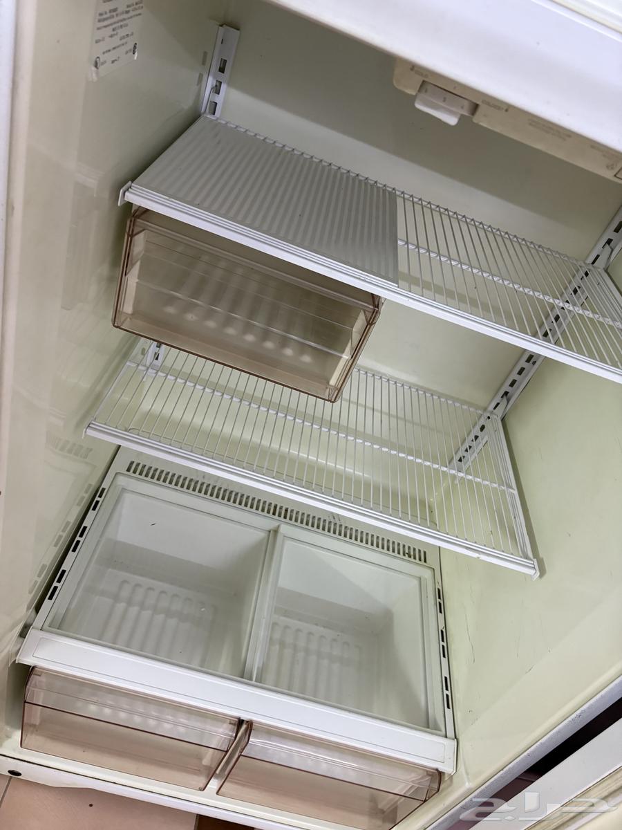 ثلاجة جيدة للبيع المطلوب 500 و قابل للتفاوض64387732223746112