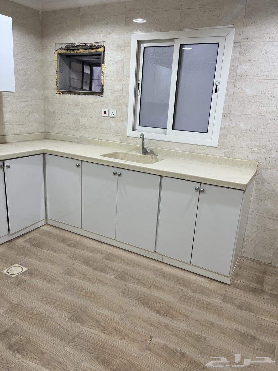 طقم مطبخ مستعمل للبيع64389736651650113