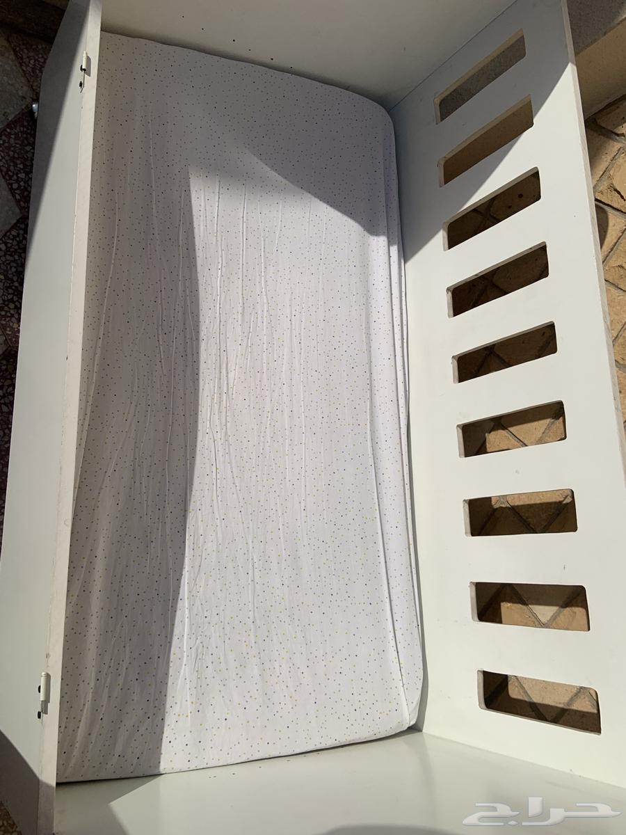 سرير أطفال للبيع64385341696386111