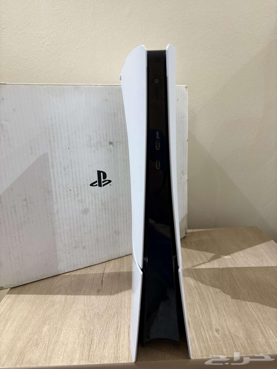 سوني 5 جديد. بكرتونه. يوجود. جميع الملحقات. بدون اليد جديد64385983903617113