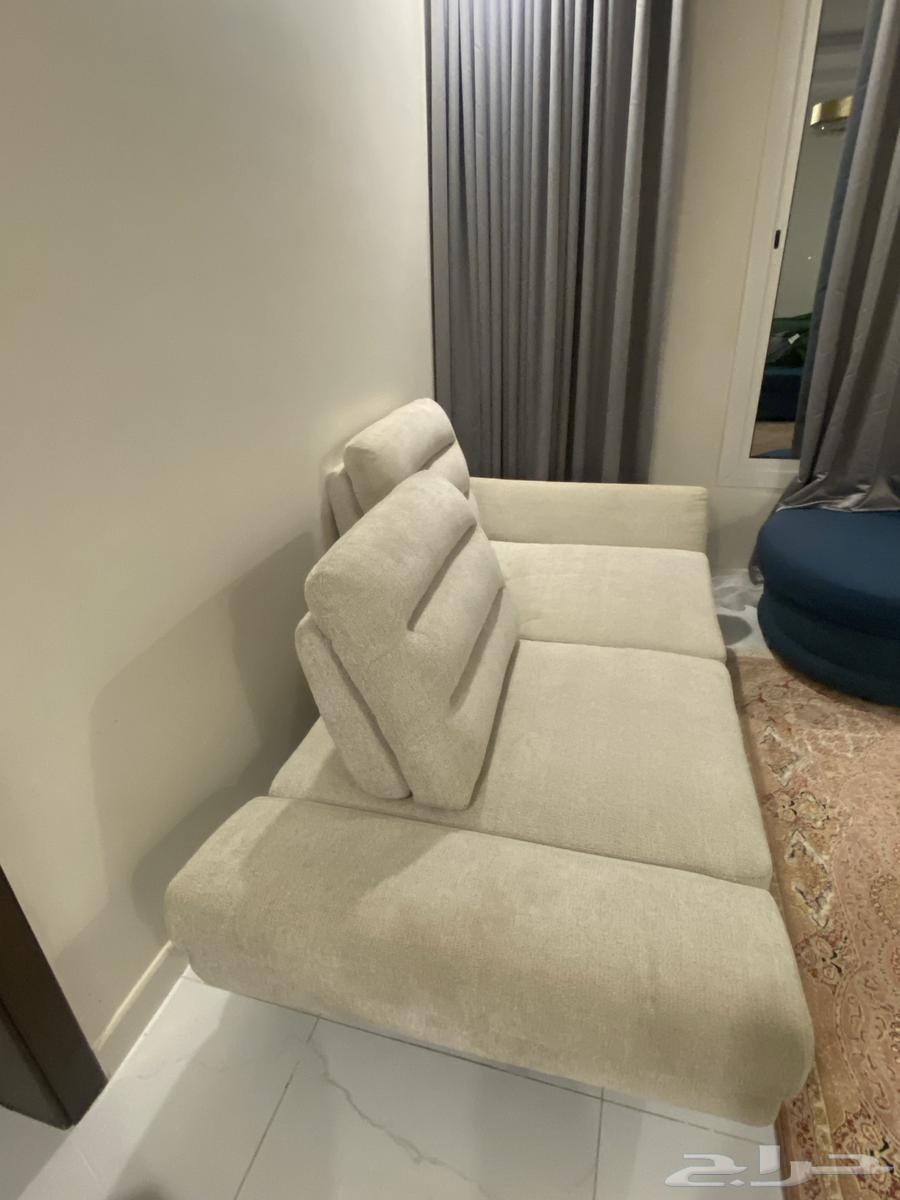 كنبه كبيره تتحول سرير العرض 2 متر بحاله ممتازه64382818439297113