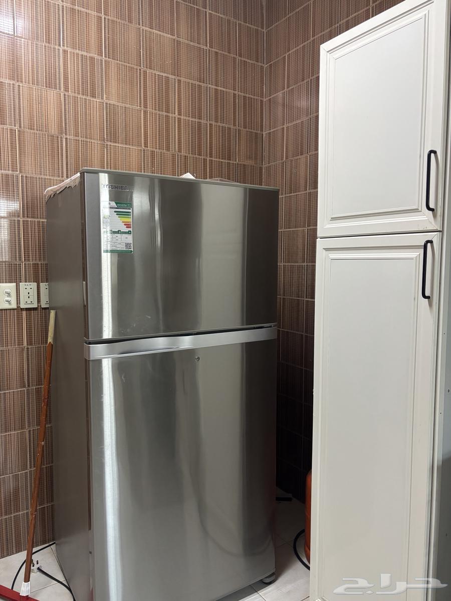 اثاث معا اجهزتها الكهربائية على الشرط64387843574402110