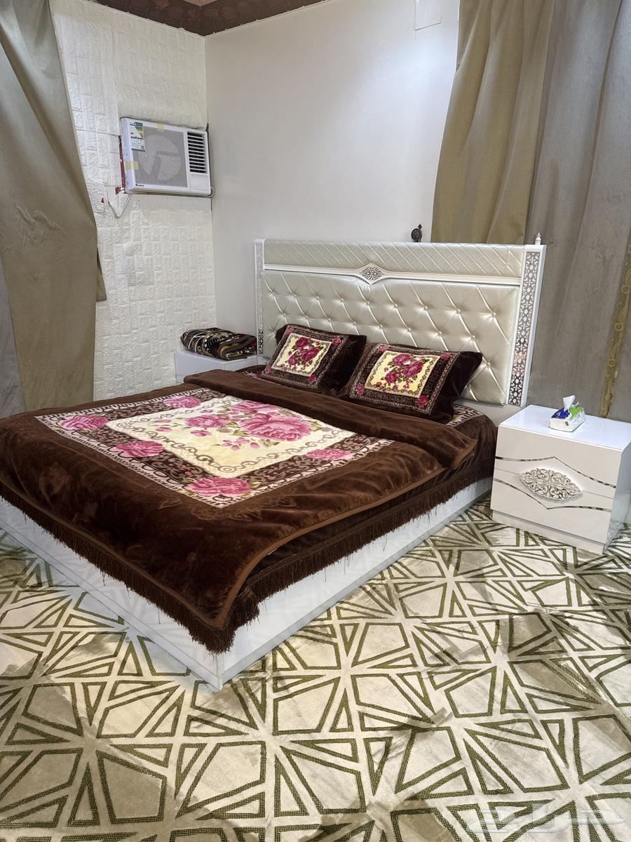 For sale bedroom set, mattress and two side tables, all almost new64388329921667110