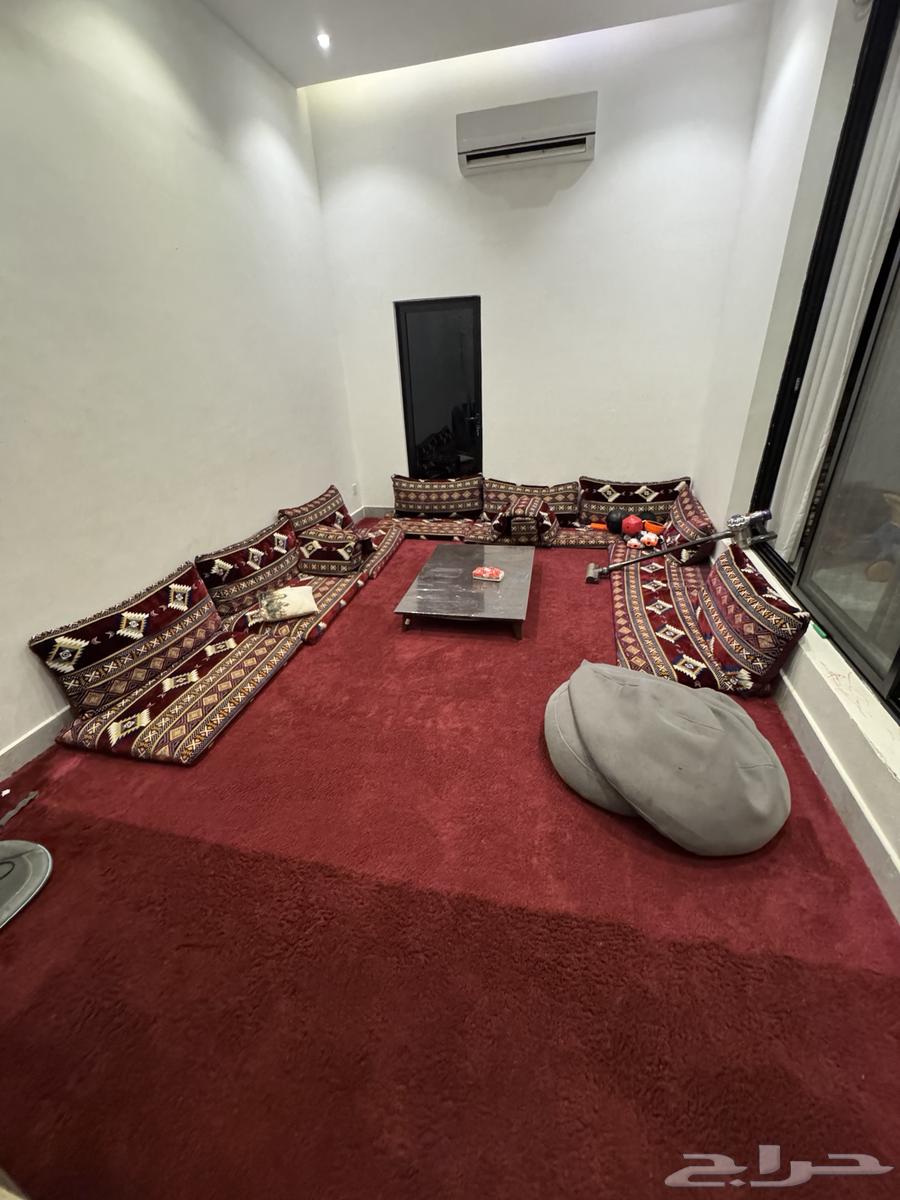 7-meter floor seating set with carpet64382127966467110