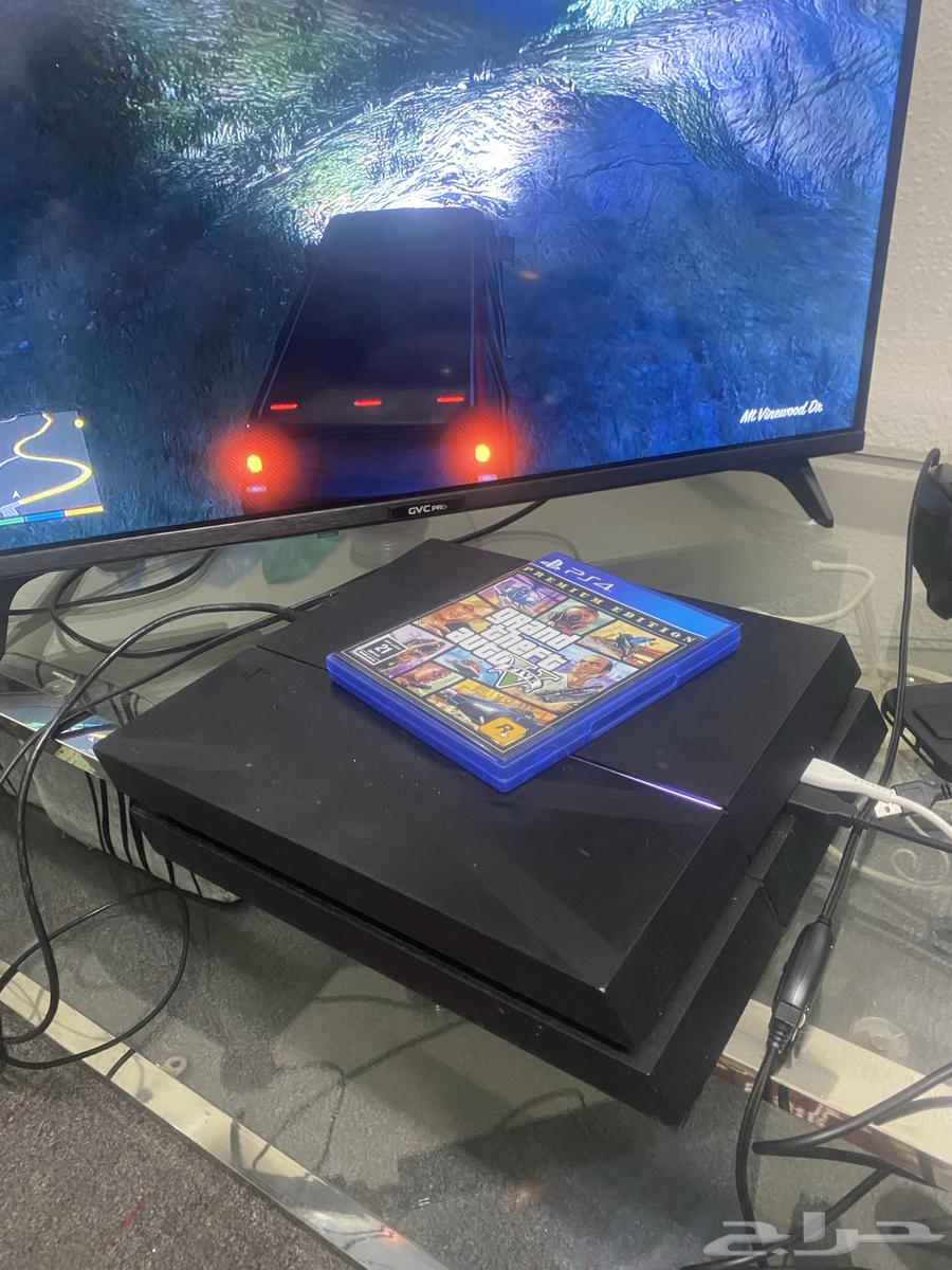 Sony 4 (500) GB clean with all its accessories and has no issues64382818282627110