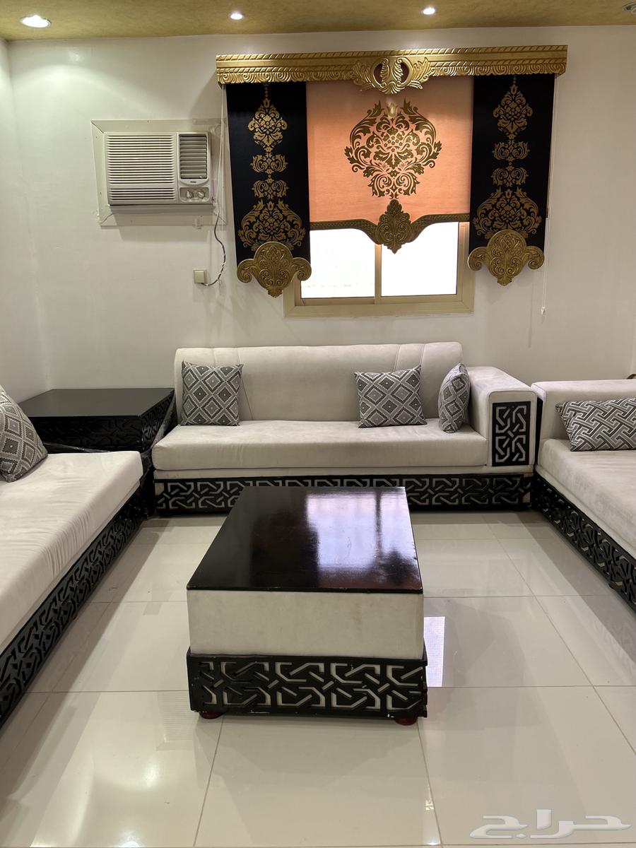 كنب ابيض جديد جدا  للبيع64385494913537114