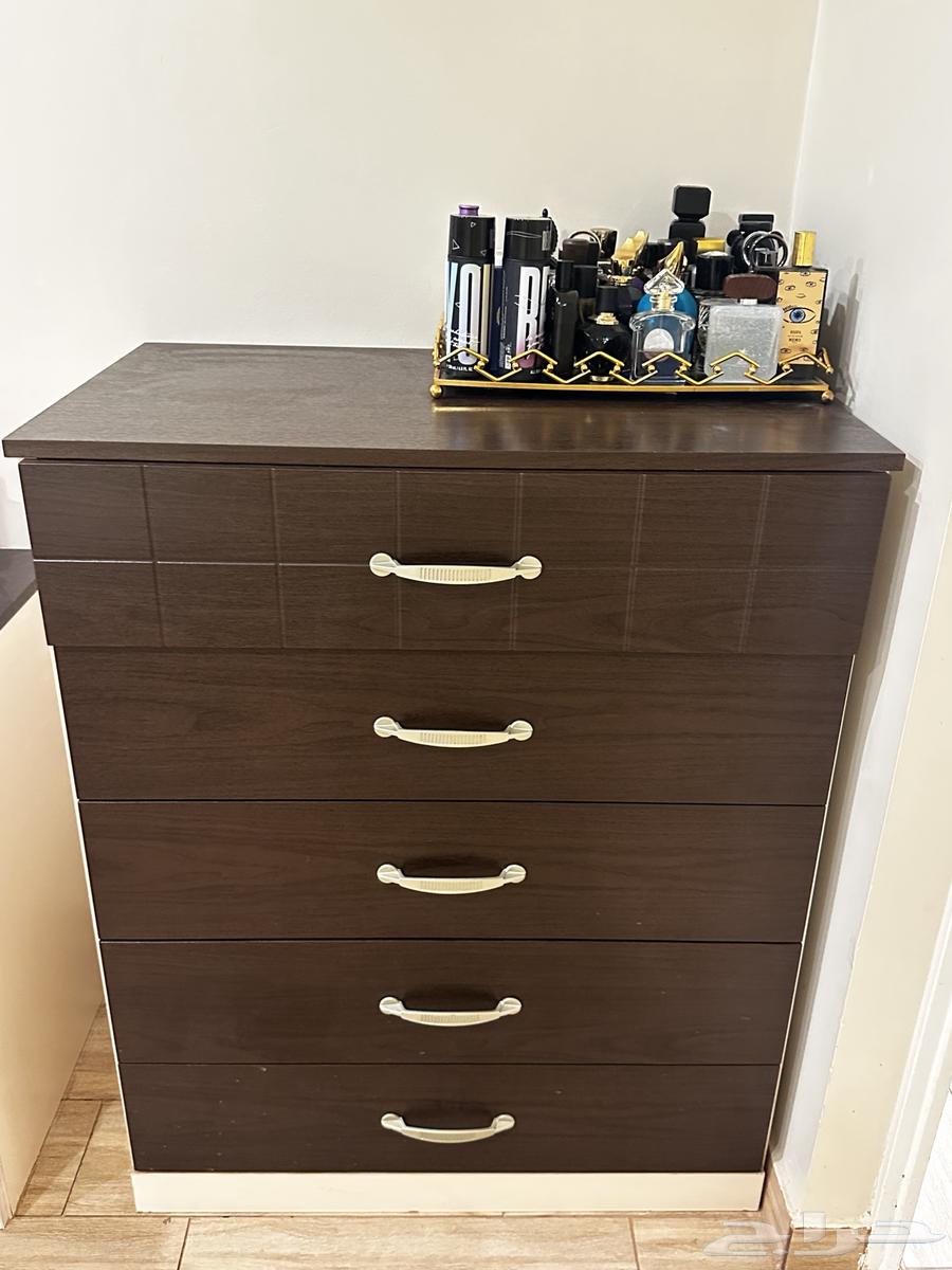 غرفة نوم بدون سرير64389571586050114