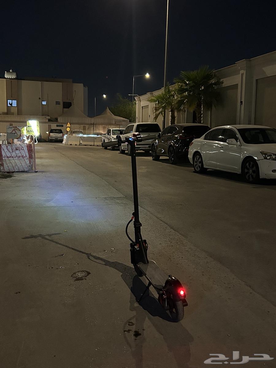 سكوتر كهربائي للبيع64388134914563110
