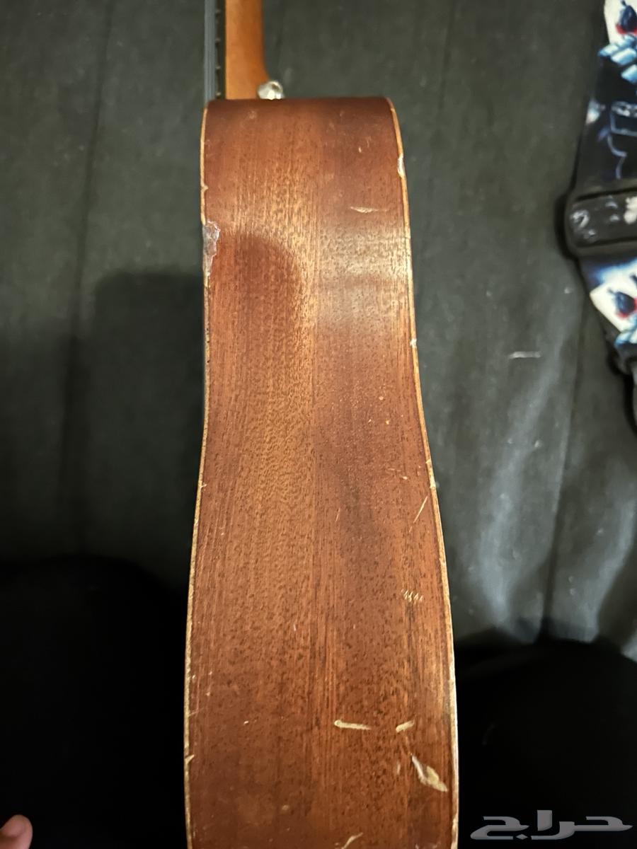 قيتار يوكليلي خشب64384506982275111