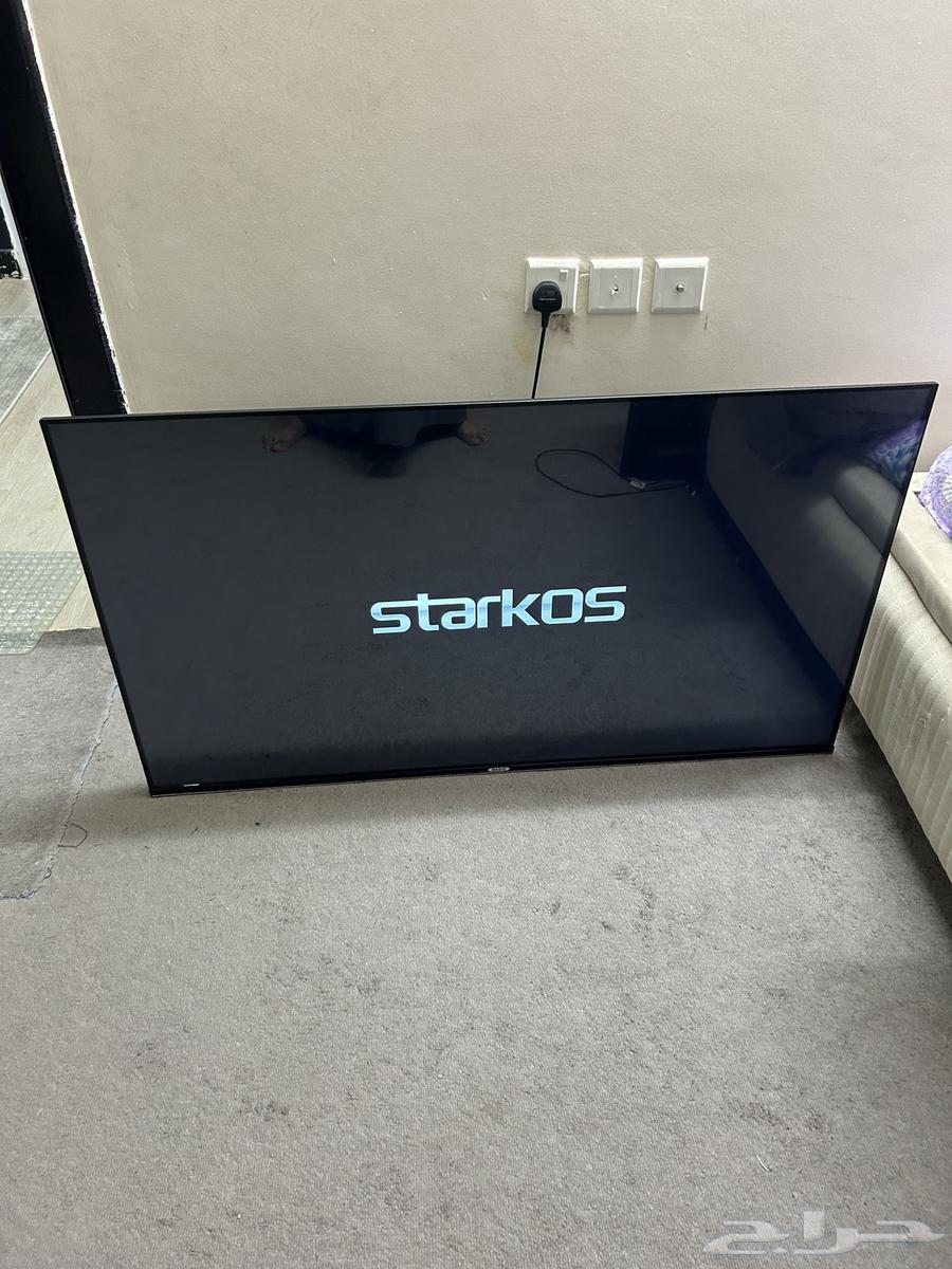 Four plasma screens, one smart and three regular64392292153987114