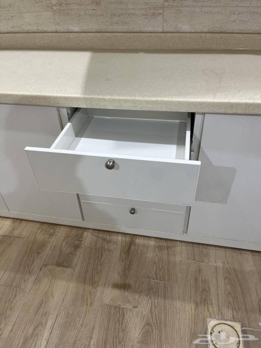 طقم مطبخ مستعمل للبيع64389736651650111