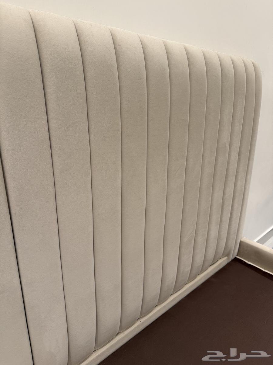 للبيع سرير فاخر مودرن64382887175427112