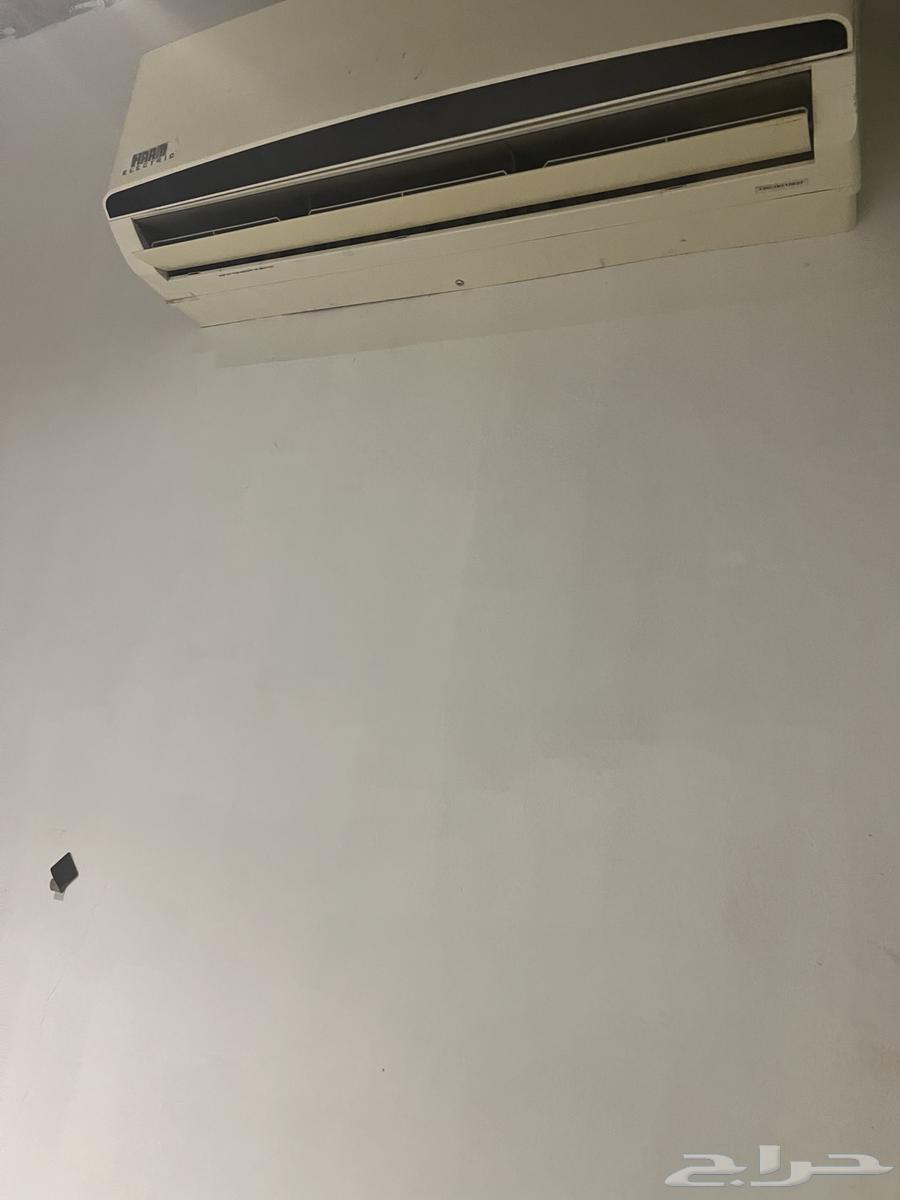 Driver's booth64535118684034113