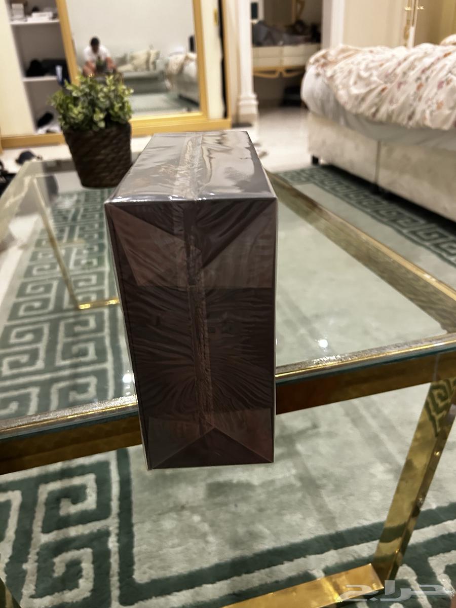 عطر أميري للبيع السعر اللي اشتريته فيه 64764390981653249113