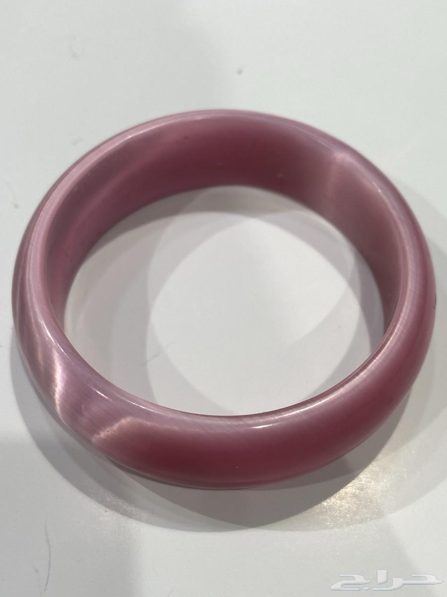 Jade (Crystal) Bracelets and Cat's Eye Stones in Different Colors and Shapes64380652895618114