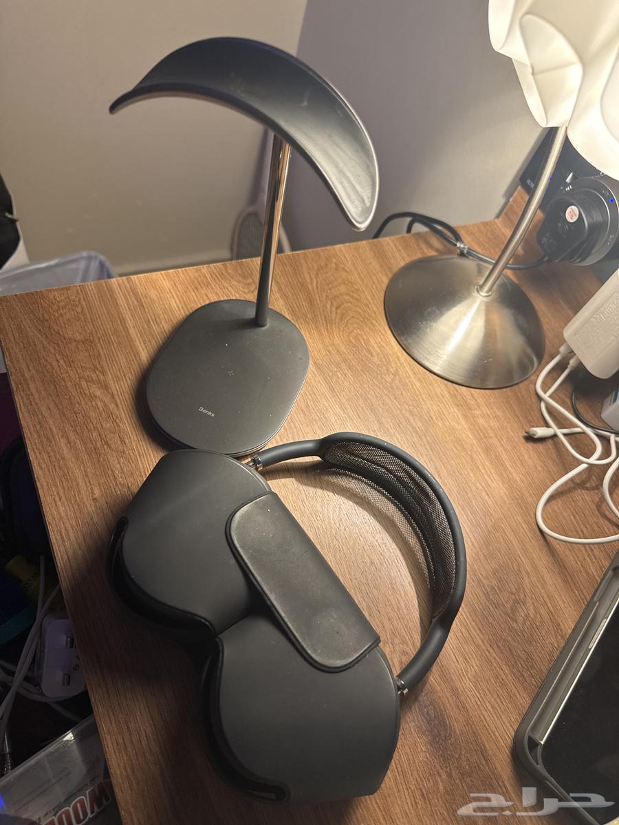 ايربودز ماكس وساعة ابل 564343643646977113