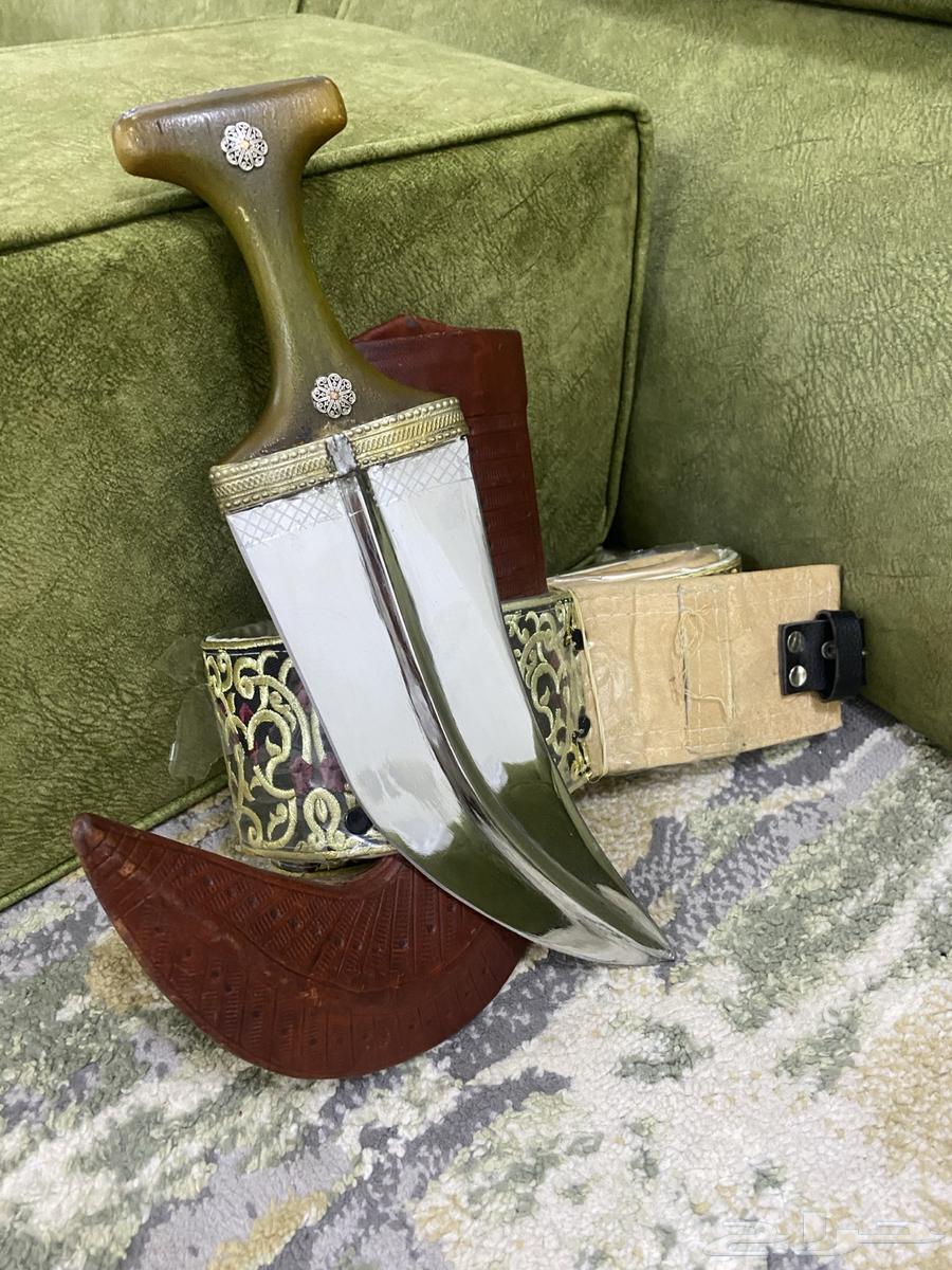 صنعاني قرن سيمت ب400 والبيع قريب64389128065154113