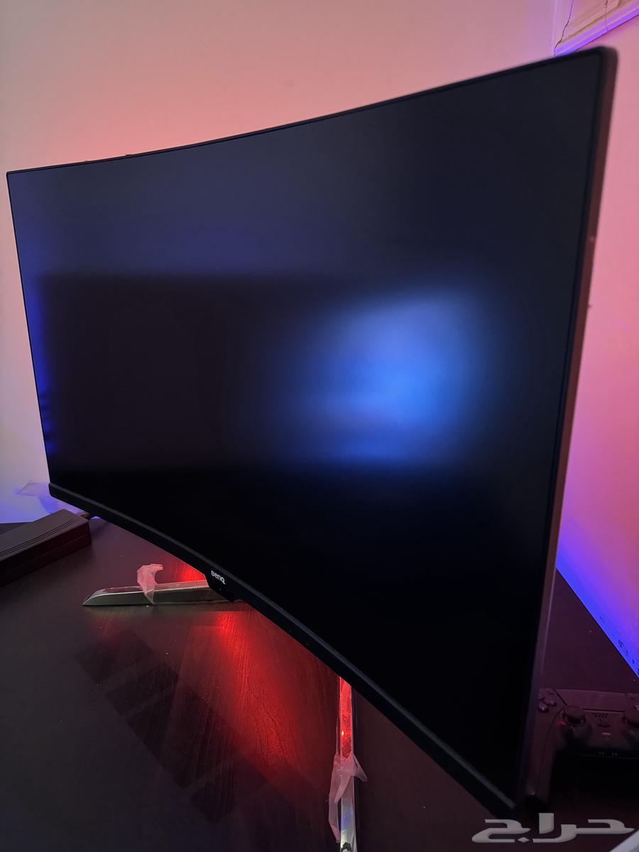 شاشة بن كيو منحنية 31.564382073159553110