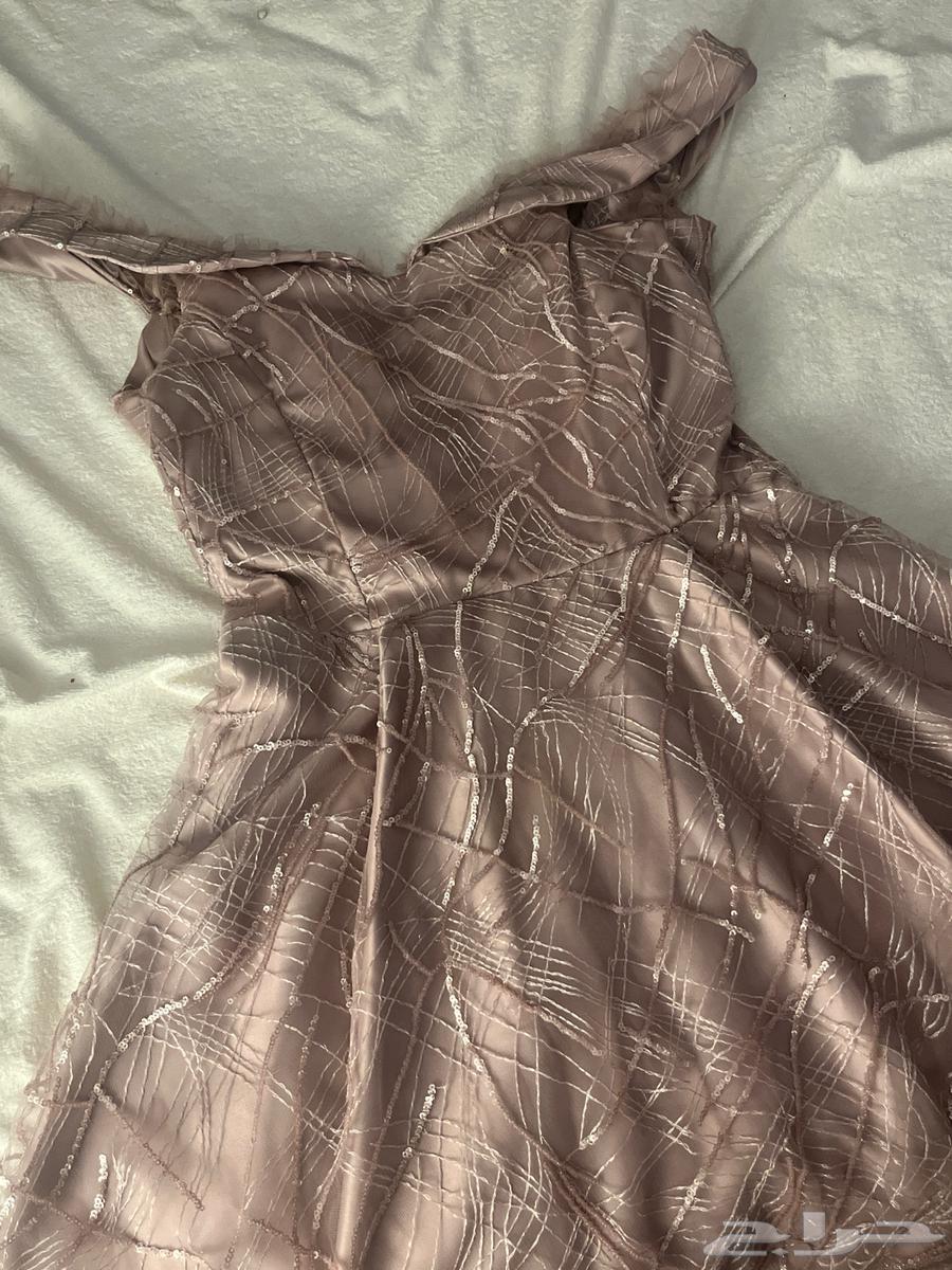 فساتين للبيع64391673668995111