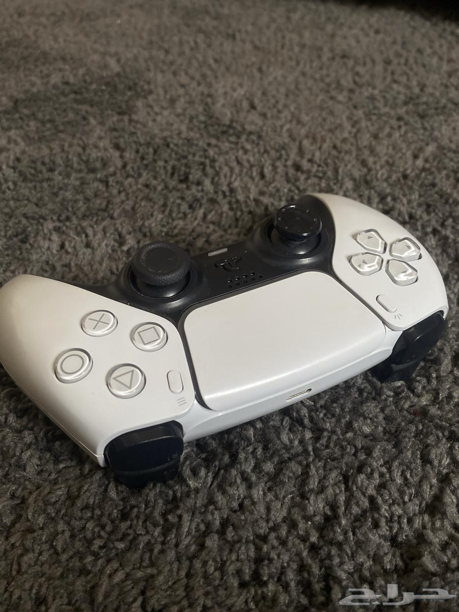 يد سوني 564394703696130111