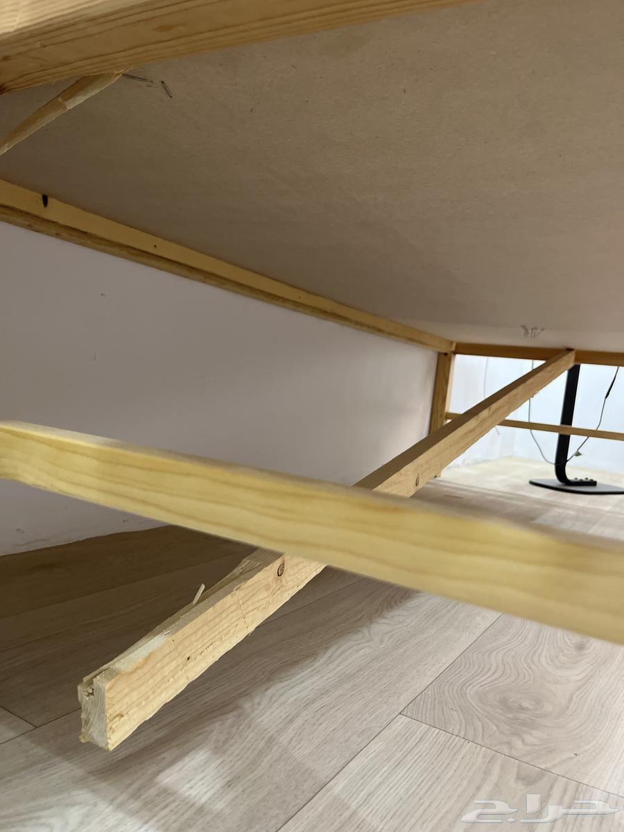 سرير للبيع64385761402371110