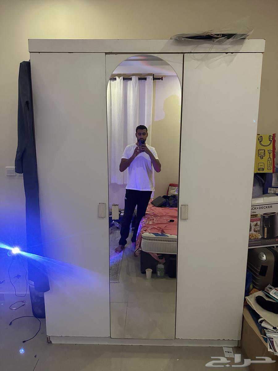 دولاب مستعمل حالة جيدة جدا64379747018626110