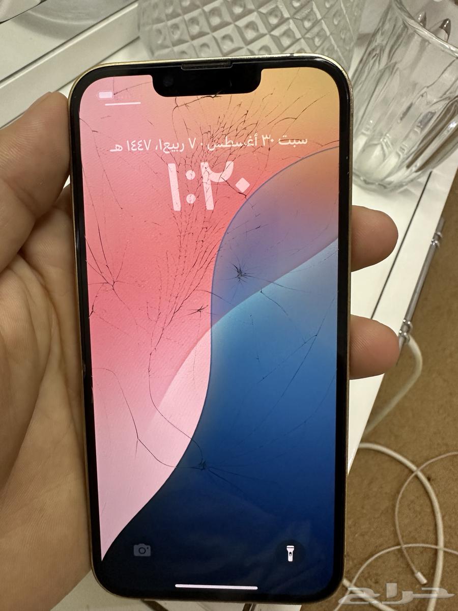 ايفون 13برو نضيف ما دخل صيانه ابدا  وكلشي موضح بالصوره64389474424705112