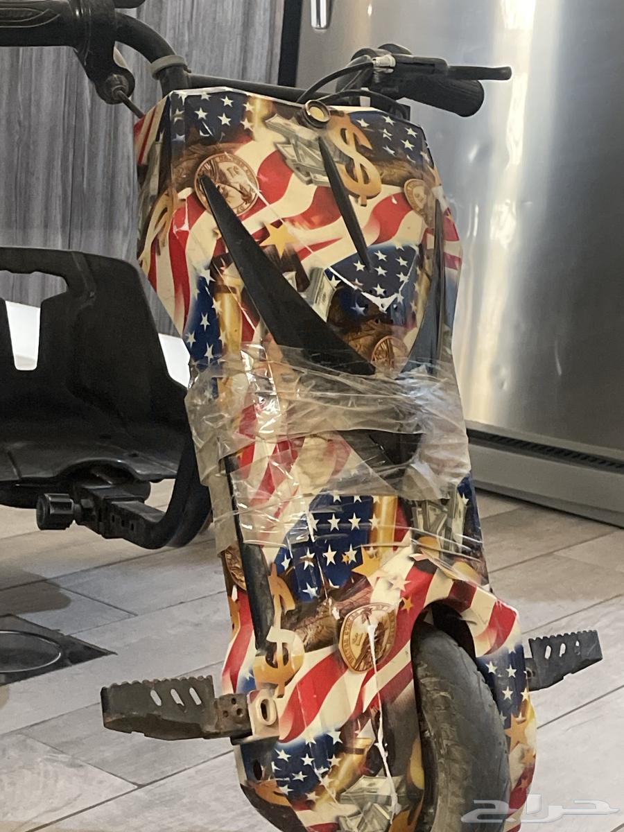 سكوتر كهربائي للبيع التواصل على هذا الرقم الوحد64390527386625110