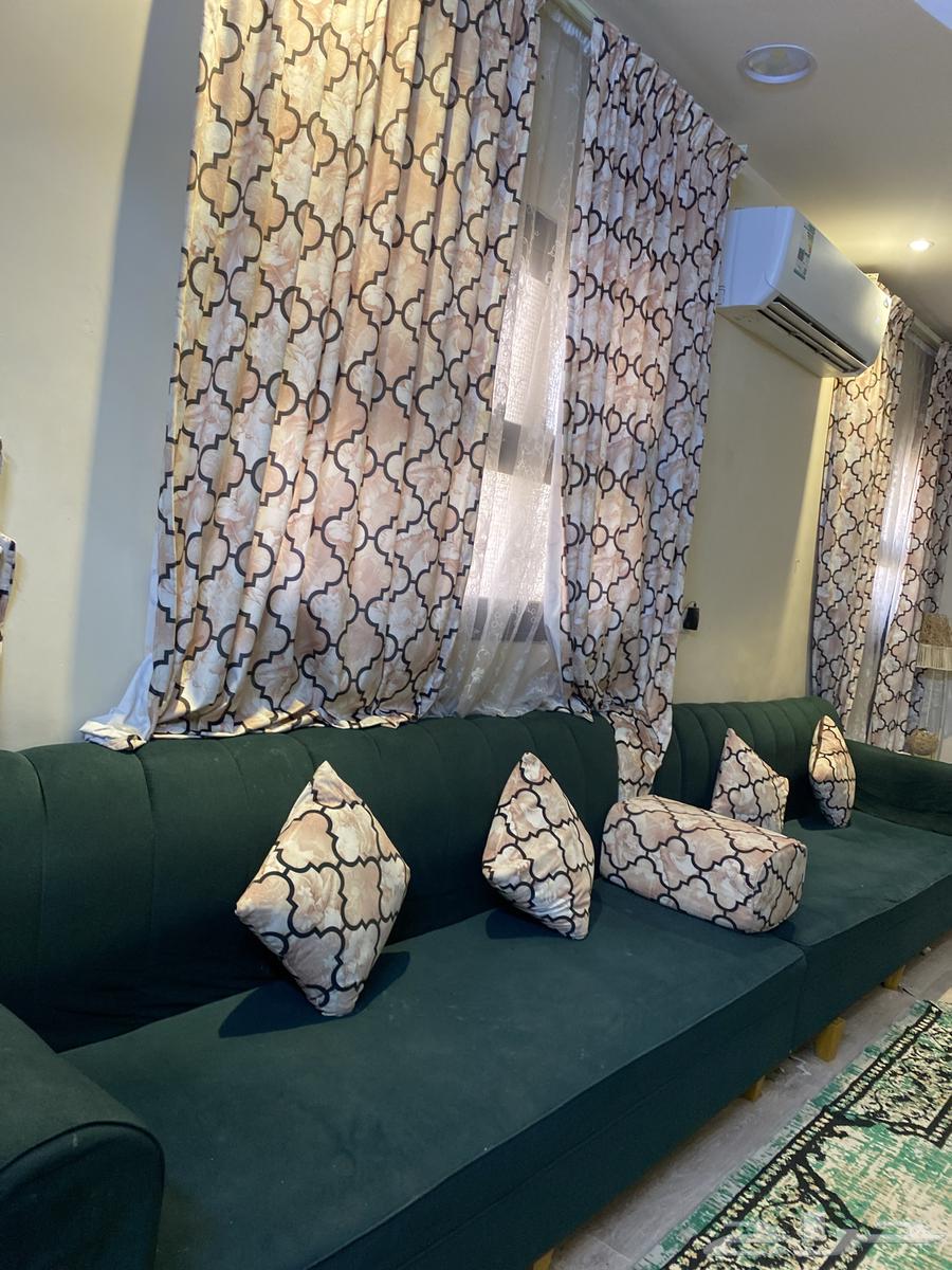 Sofa and curtains64383150272899111