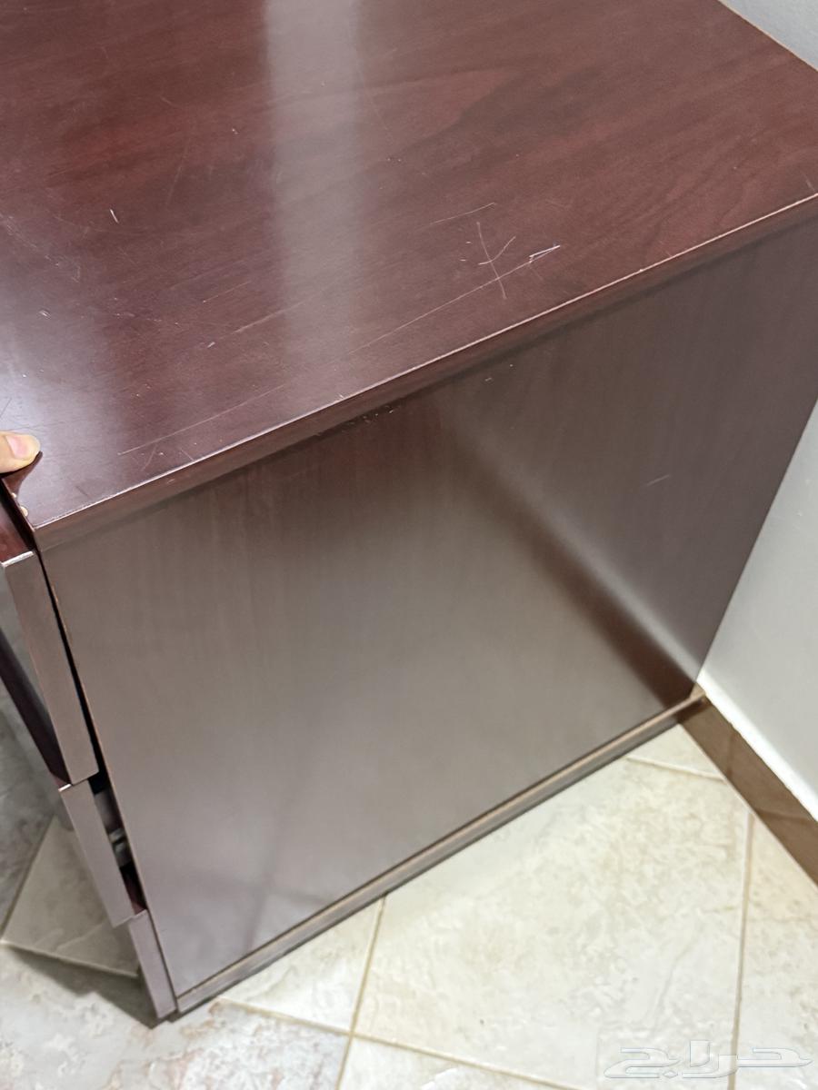 مكتب بني للبيع على السوم64385551089411112